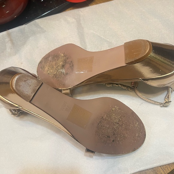 Davids Bridal rose gold sandals - Picture 7 of 8